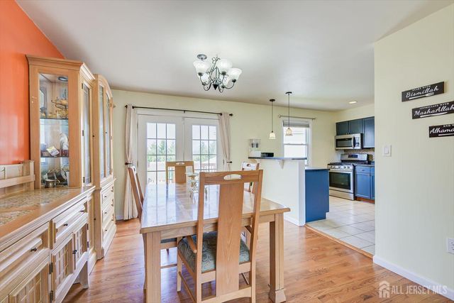 16 Universal Avenue, South Plainfield, NJ 07080