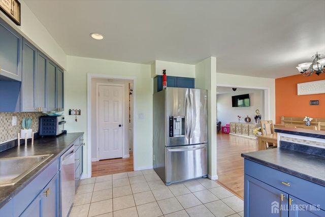 16 Universal Avenue, South Plainfield, NJ 07080