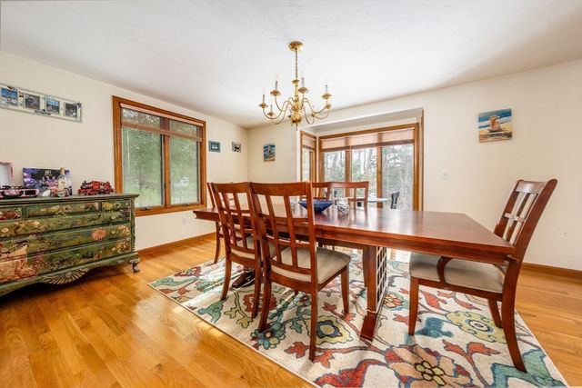 192 Sandy Valley Rd, Barnstable, MA 02648