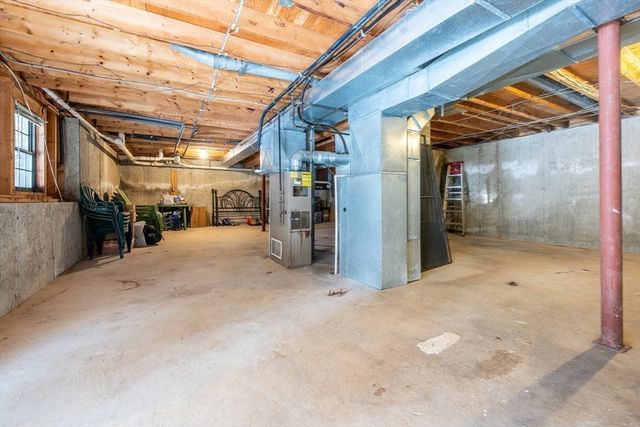 192 Sandy Valley Rd, Barnstable, MA 02648