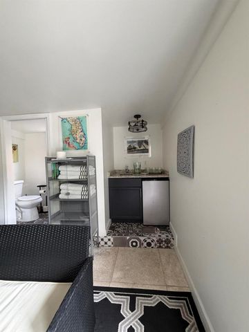 515 Ardmore Road, West Palm Beach, FL 33401
