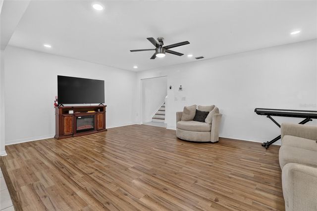 3747 WOODBURY HILL LOOP, Lakeland, FL 33810