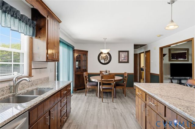 11607 Parrish Branch Cir, Midlothian, VA 23112