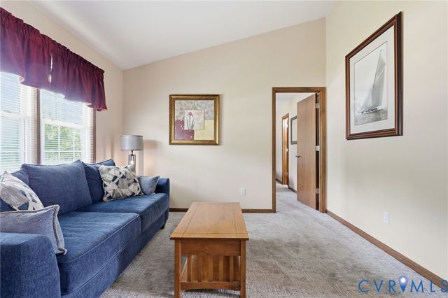 11607 Parrish Branch Cir, Midlothian, VA 23112