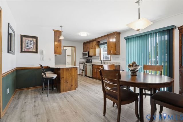 11607 Parrish Branch Cir, Midlothian, VA 23112