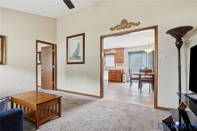 11607 Parrish Branch Cir, Midlothian, VA 23112