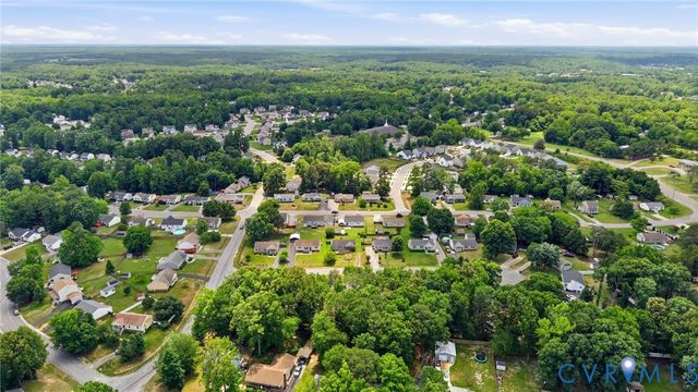 11607 Parrish Branch Cir, Midlothian, VA 23112