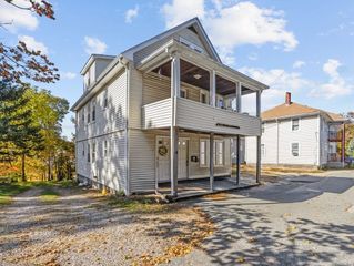 42 West St, Quincy, MA 02169