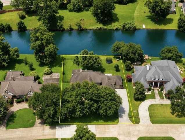32602 Watersmeet Street, Fulshear, TX 77441