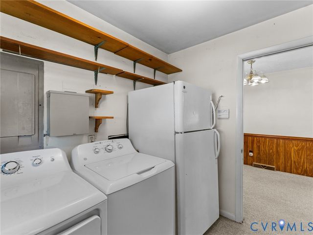 3017 Sherwood Ln, Hopewell, VA 23860