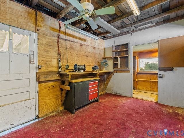 3017 Sherwood Ln, Hopewell, VA 23860