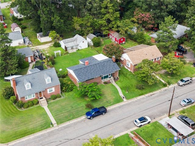 3017 Sherwood Ln, Hopewell, VA 23860