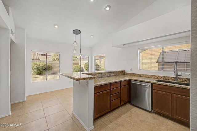 7810 W BLOOMFIELD Road, Peoria, AZ 85381