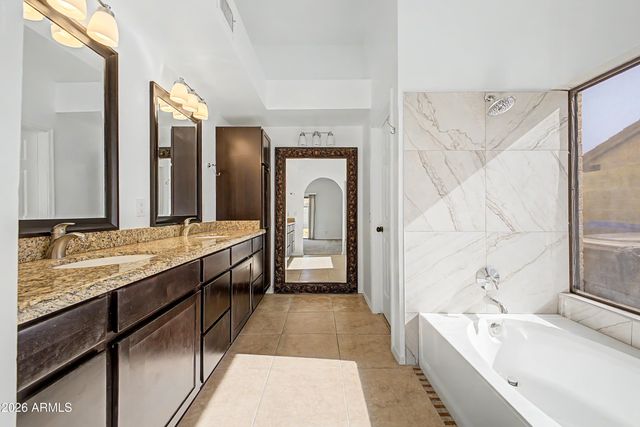 7810 W BLOOMFIELD Road, Peoria, AZ 85381