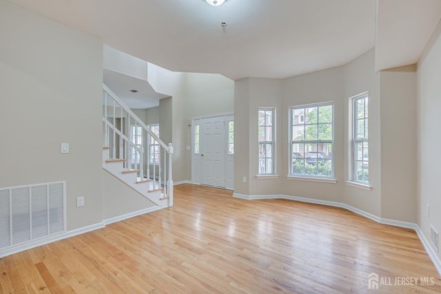 56 Forest Drive, Piscataway, NJ 08854