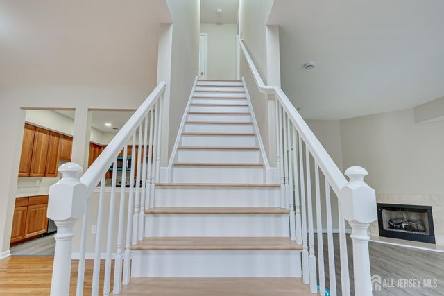 56 Forest Drive, Piscataway, NJ 08854