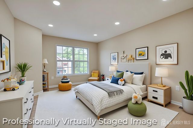 56 Forest Drive, Piscataway, NJ 08854