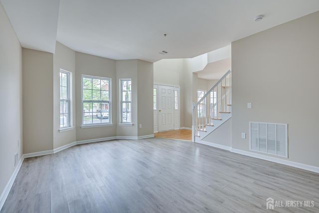 56 Forest Drive, Piscataway, NJ 08854