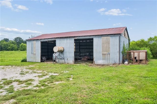 34906 E Colbern Road, Lone Jack, MO 64070