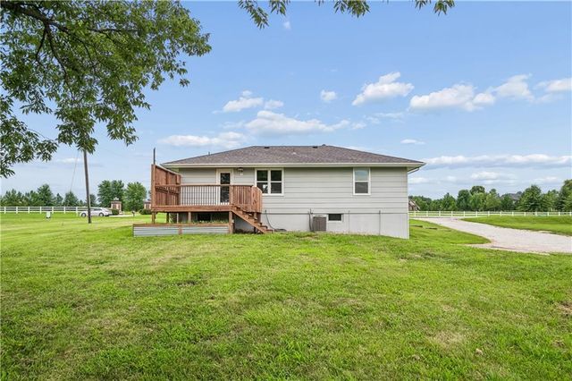 34906 E Colbern Road, Lone Jack, MO 64070