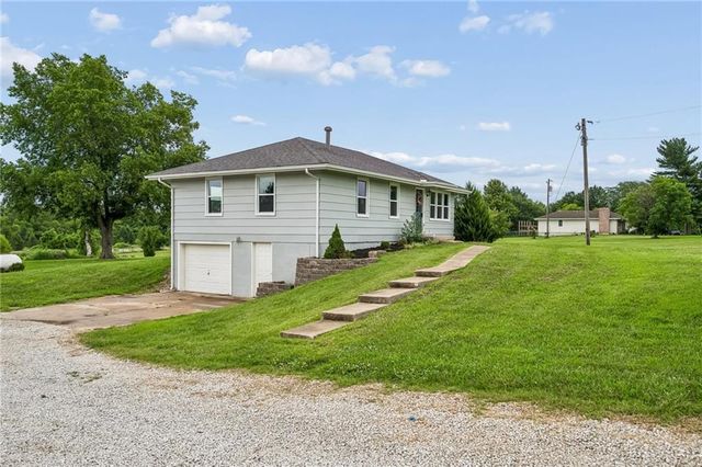 34906 E Colbern Road, Lone Jack, MO 64070