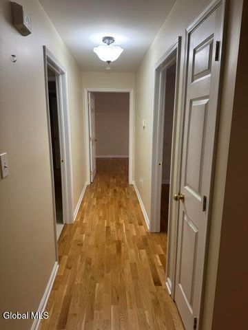 1200 Hillside Avenue APT 905, Niskayuna, NY 12309