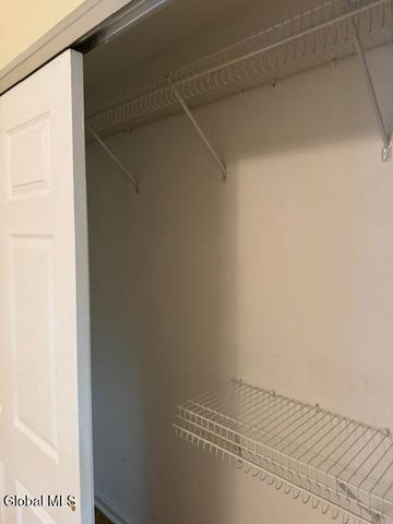 1200 Hillside Avenue APT 905, Niskayuna, NY 12309