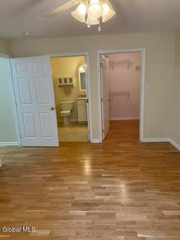 1200 Hillside Avenue APT 905, Niskayuna, NY 12309