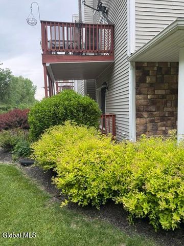 1200 Hillside Avenue APT 905, Niskayuna, NY 12309