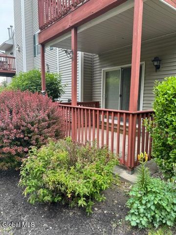 1200 Hillside Avenue APT 905, Niskayuna, NY 12309