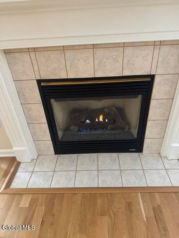 1200 Hillside Avenue APT 905, Niskayuna, NY 12309