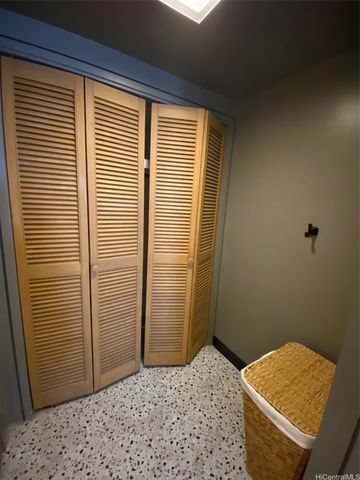 431 Nahua Street 1003, Honolulu, HI 96815