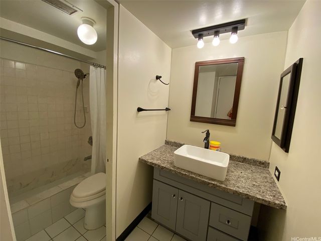 431 Nahua Street 1003, Honolulu, HI 96815
