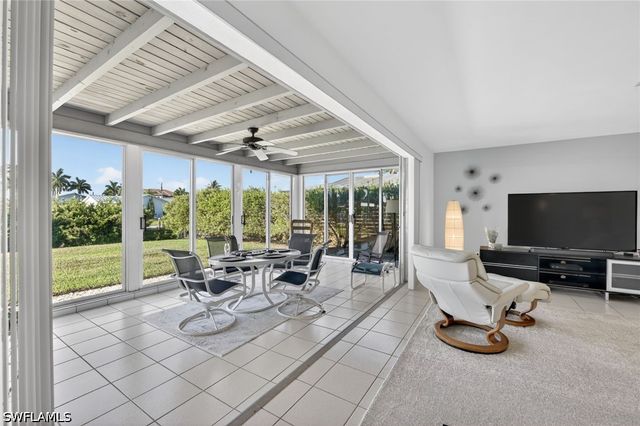 397 Parkway CT, Fort Myers, FL 33919