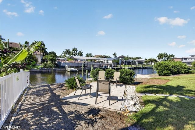 397 Parkway CT, Fort Myers, FL 33919