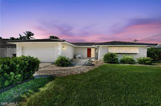 397 Parkway CT, Fort Myers, FL 33919