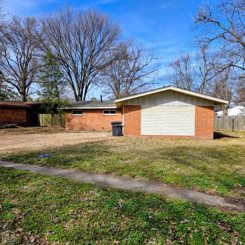 520 W Quinn Avenue W, Osceola, AR 72370