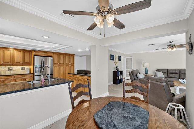 5570 NE 26th Avenue, Fort Lauderdale, FL 33308