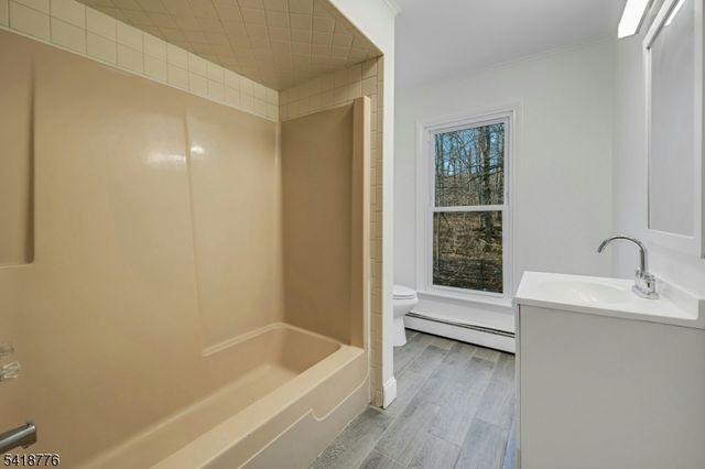 157 Kings Hwy, Roxbury Twp., NJ 07850