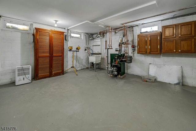 157 Kings Hwy, Roxbury Twp., NJ 07850