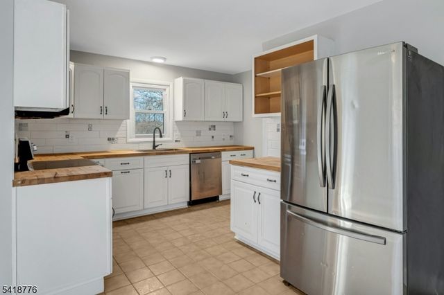 157 Kings Hwy, Roxbury Twp., NJ 07850