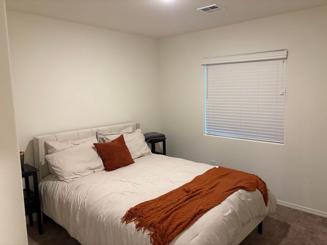 5020 Grace Street SW, Los Lunas, NM 87031