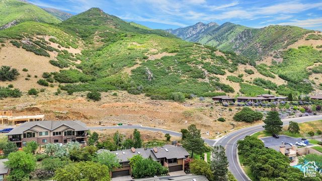 4874 CHUKAR LN, Ogden, UT 84403