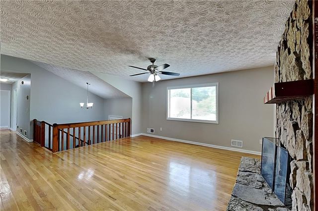 151 Castleair Drive NE, Kennesaw, GA 30144