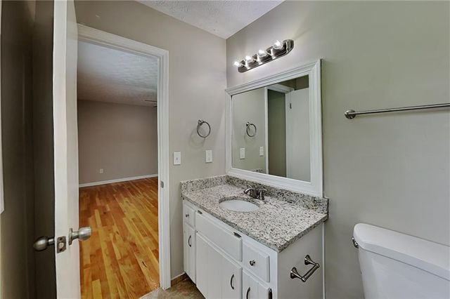151 Castleair Drive NE, Kennesaw, GA 30144