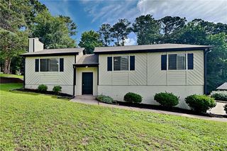 151 Castleair Drive NE, Kennesaw, GA 30144