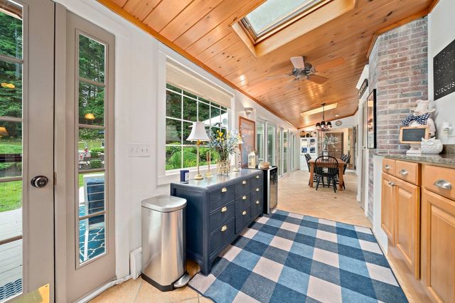 781 Ferry St, Marshfield, MA 02050