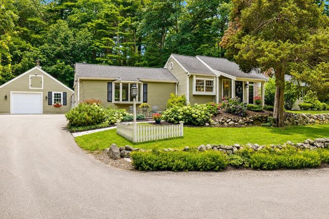 781 Ferry St, Marshfield, MA 02050