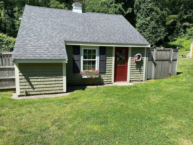 781 Ferry St, Marshfield, MA 02050