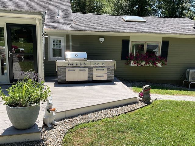 781 Ferry St, Marshfield, MA 02050